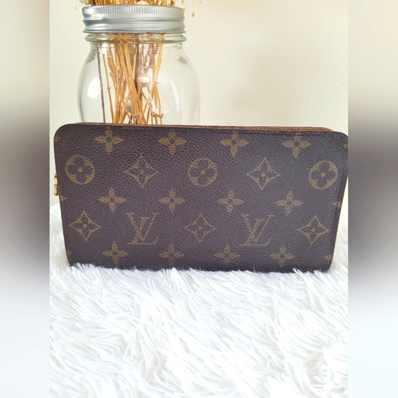 Louis Vuitton Handbags - Louis Vuitton Zipper Wallet